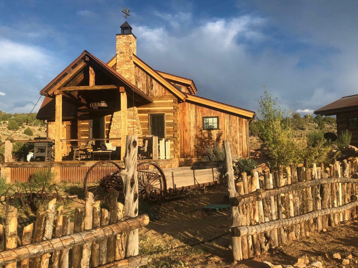 Canyon Of The Ancients Guest Ranch Cortez Bagian luar foto